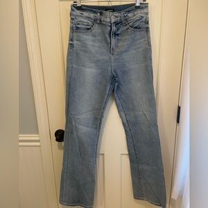 High Waisted Light Wash '90s Bootcut Jeans